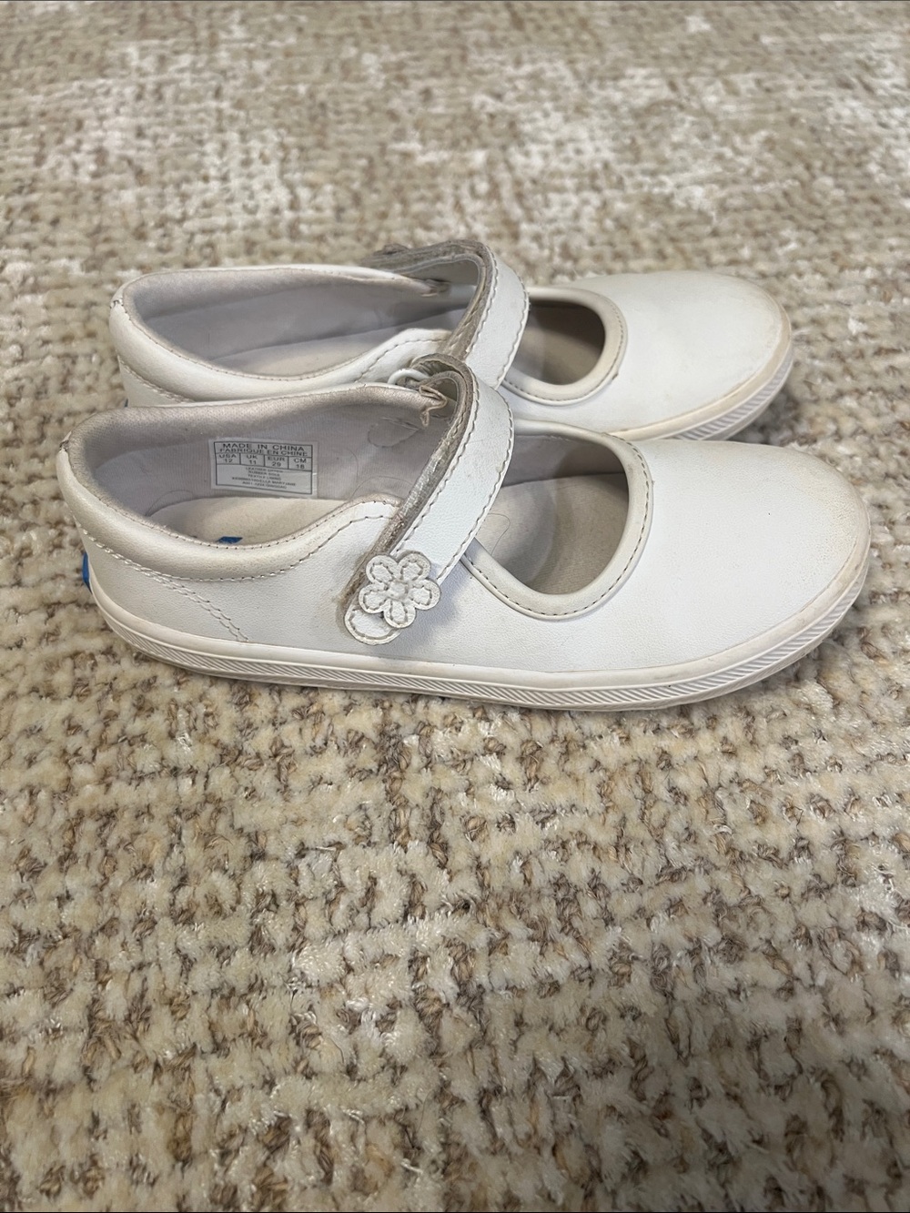 Mary Jane leather girls Keds
